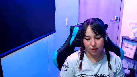 Snapshot of skarlet_adams chatting on 29, 4, 2026 Alice online show from 29, 4, 2026