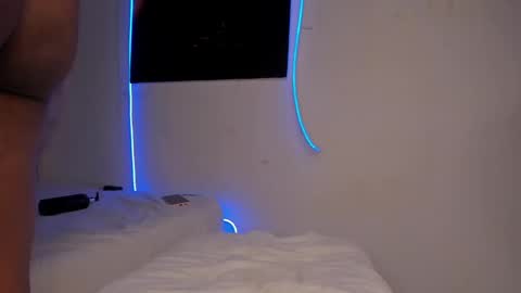 Snapshot of skarletsexy chatting on 17, 1, 2025 Skarlet online show from 17, 1, 2025