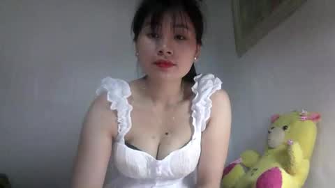 Snapshot of skie1111 chatting on 28, 4, 2026 Shie online show from 28, 4, 2026