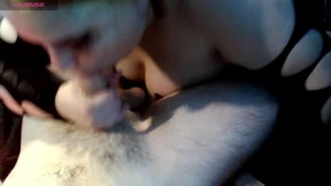 Snapshot of skimaskcouple1 chatting on 10, 7, 2026 skimaskcouple1 online show from 10, 7, 2026