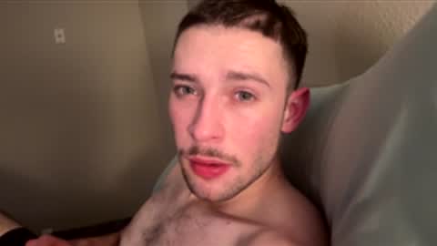 Snapshot of skinndick214 chatting on 25, 11, 2025 daddy online show from 25, 11, 2025