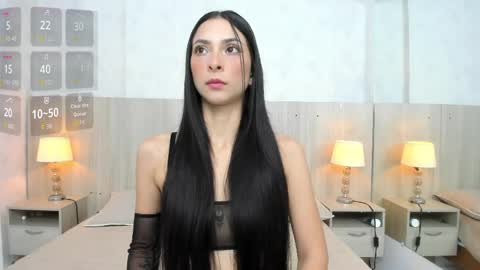 Snapshot of skinny_ariadna chatting on 1, 4, 2026 Ariadna online show from 1, 4, 2026