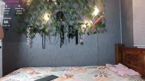 Snapshot of skinny_hot_girls_hard chatting on 3, 5, 2026 skinny_hot_girls_hard online show from 3, 5, 2026