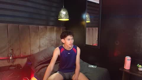 skinny jean  online show from 19, 3, 2026