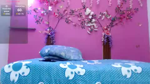 Snapshot of skinnybarbie022 chatting on 4, 7, 2026 barbi online show from 4, 7, 2026