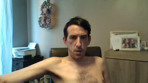 SkinnyBigCock2 online show from 18, 6, 2026