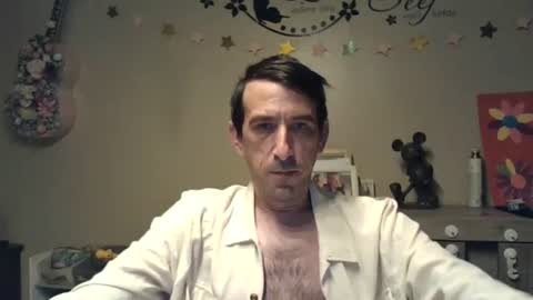 SkinnyBigCock2 online show from 19, 6, 2026