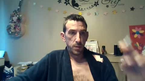 SkinnyBigCock2 online show from 4, 7, 2026