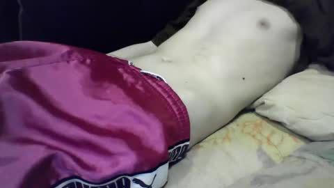 Snapshot of skinnycuteman chatting on 9, 6, 2026 skinnycuteb0y online show from 9, 6, 2026