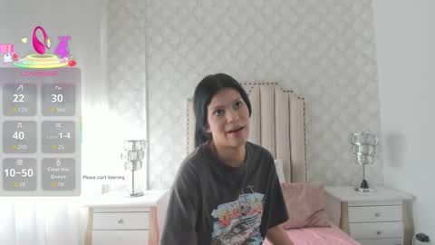 Snapshot of skinnygirl_28 chatting on 3, 3, 2026 SkinnyGirl online show from 3, 3, 2026