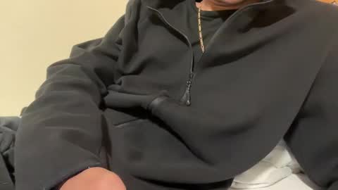 Snapshot of skinnypapi chatting on 19, 11, 2025 papi online show from 19, 11, 2025
