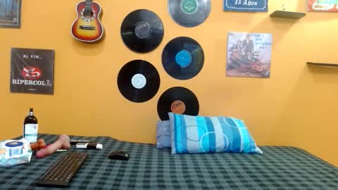 Snapshot of skinnyverus18 chatting on 2, 2, 2026 VERUS online show from 2, 2, 2026