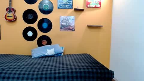 Snapshot of skinnyverus18 chatting on 16, 2, 2026 VERUS online show from 16, 2, 2026