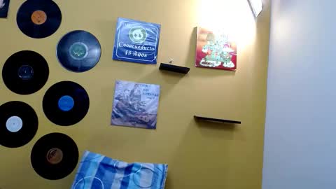 Snapshot of skinnyverus18 chatting on 23, 2, 2026 VERUS online show from 23, 2, 2026