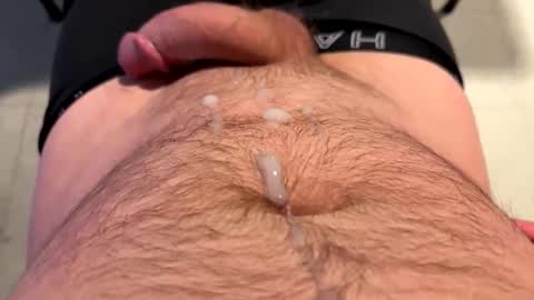 Snapshot of skittles333tw chatting on 5, 11, 2025 skittles333tw online show from 5, 11, 2025