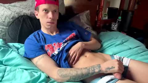 Snapshot of skittles933 chatting on 8, 2, 2025 Skittles online show from 8, 2, 2025