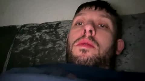 skuzzy25 online show from 8, 2, 2025