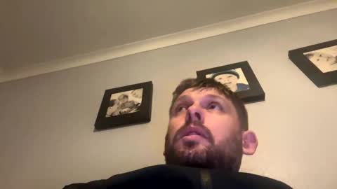 Snapshot of skuzzy25 chatting on 5, 5, 2026 skuzzy25 online show from 5, 5, 2026