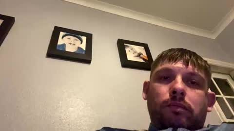 Snapshot of skuzzy25 chatting on 23, 5, 2026 skuzzy25 online show from 23, 5, 2026