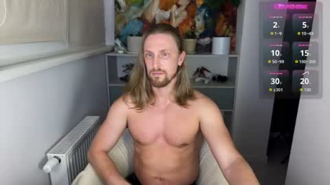 Snapshot of sky_guy25 chatting on 23, 6, 2026 sky_guy25 online show from 23, 6, 2026