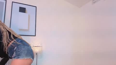 Snapshot of sky_johnson_ chatting on 21, 5, 2026 sky_johnson_ online show from 21, 5, 2026