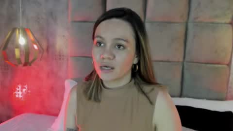 Snapshot of skyjunne chatting on 18, 1, 2026 Sky June online show from 18, 1, 2026