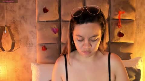 Snapshot of skyjunne chatting on 15, 2, 2026 Sky June online show from 15, 2, 2026