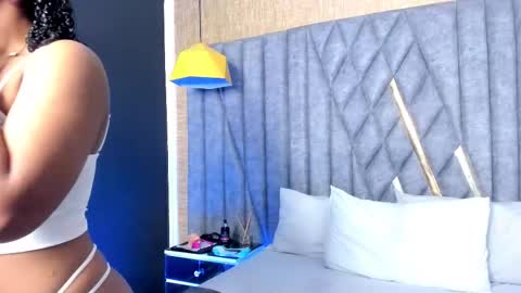 skylerbloom online show from 10, 1, 2026