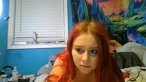 Snapshot of skylerrayy chatting on 19, 10, 2025 skylerrayy online show from 19, 10, 2025
