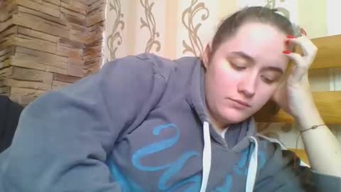 skyressie333 online show from 19, 1, 2026