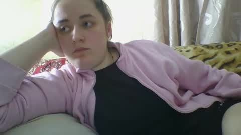 skyressie333 online show from 20, 4, 2026