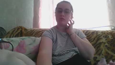 Snapshot of skyressie333 chatting on 1, 5, 2026 skyressie333 online show from 1, 5, 2026