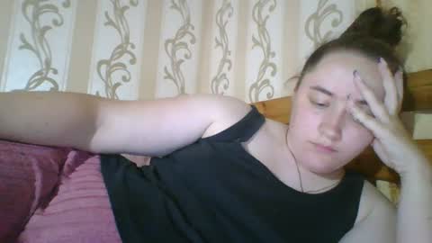 Snapshot of skyressie333 chatting on 8, 7, 2026 skyressie333 online show from 8, 7, 2026