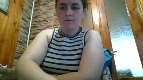 Snapshot of skyressie333 chatting on 28, 7, 2026 skyressie333 online show from 28, 7, 2026