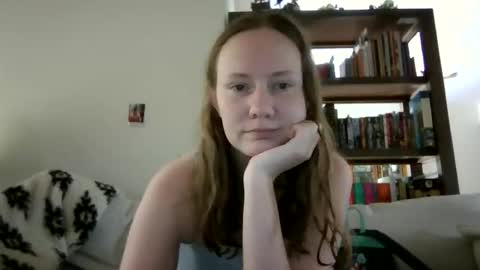 Snapshot of skywinters chatting on 7, 6, 2026 Sky Winters online show from 7, 6, 2026