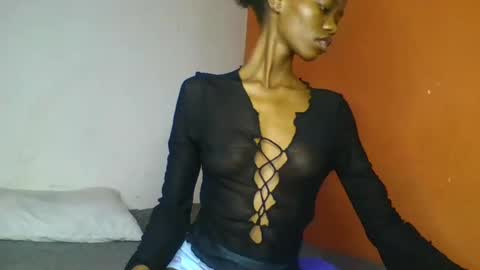 Snapshot of slaybby chatting on 1, 3, 2025 Slaybby online show from 1, 3, 2025