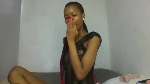 Snapshot of slaybby chatting on 10, 11, 2025 Slaybby online show from 10, 11, 2025