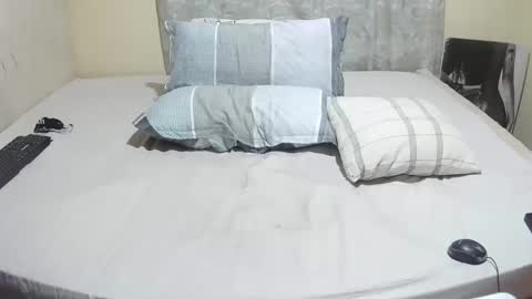 Snapshot of slender_sweetbabe chatting on 24, 5, 2026 slender_sweetbabe online show from 24, 5, 2026