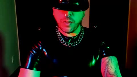 Snapshot of slick_evo chatting on 24, 12, 2024 slick_evo online show from 24, 12, 2024