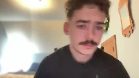 Snapshot of slickmass chatting on 4, 3, 2025 SlickMass online show from 4, 3, 2025