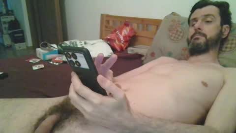 Snapshot of slim38 chatting on 23, 4, 2026 Alin online show from 23, 4, 2026