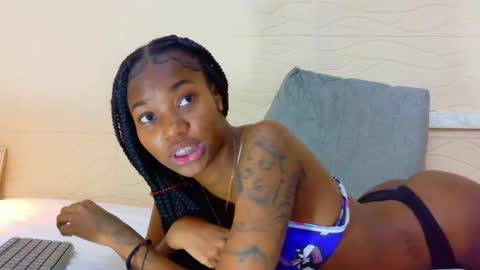 slim_chocobar18 online show from 26, 2, 2026