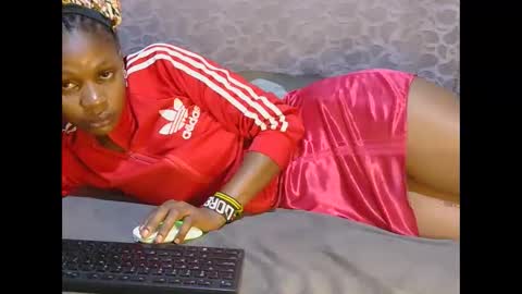 slim_girl01 online show from 13, 10, 2025