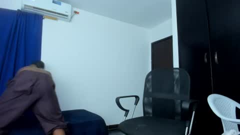 Snapshot of slim_master12 chatting on 25, 6, 2026 slim_master12 online show from 25, 6, 2026