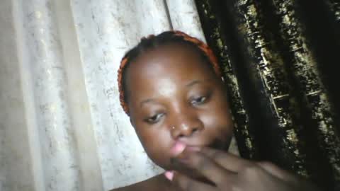 slim_petite_ebony online show from 17, 6, 2026