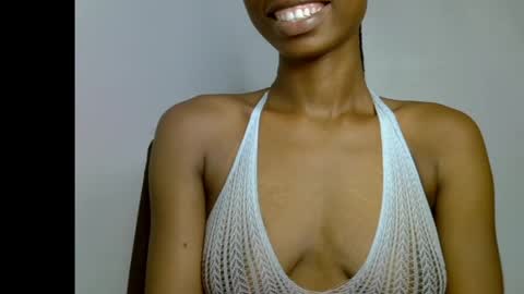 Snapshot of slim_petitqueen chatting on 24, 4, 2026 Alice online show from 24, 4, 2026