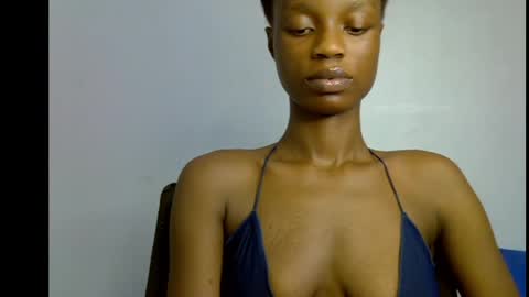 Snapshot of slim_petitqueen chatting on 16, 5, 2026 Alice online show from 16, 5, 2026