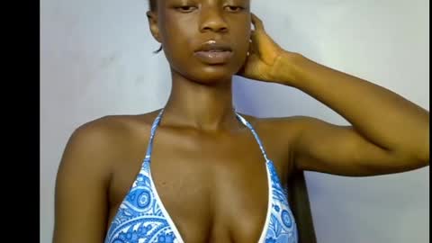 Snapshot of slim_petitqueen chatting on 23, 5, 2026 Alice online show from 23, 5, 2026
