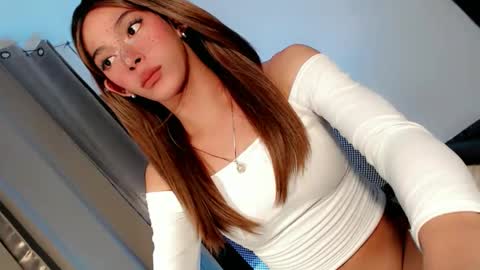 Snapshot of slimgirl_patricia chatting on 18, 4, 2026 Pat online show from 18, 4, 2026