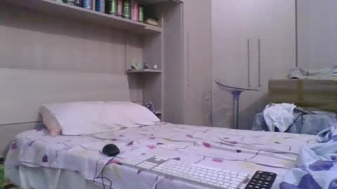 SlimTeaser089 online show from 12, 6, 2026
